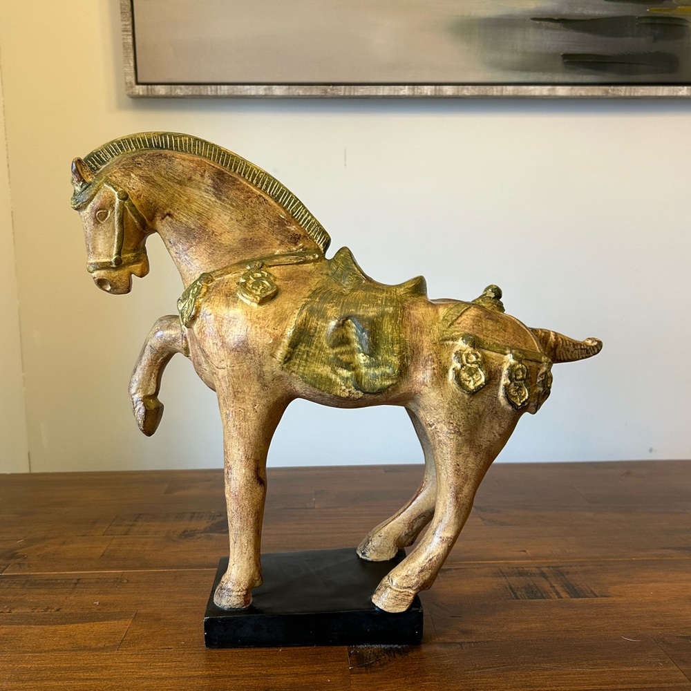 Chinese Tang Ceramic Chinese War Horse Sculpture